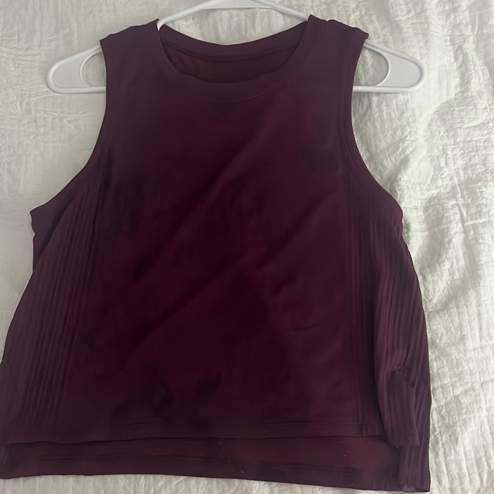 Lululemon tank